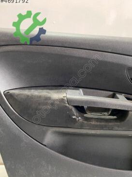Fiat Punto Kapı Döşemesi çıkma parça
