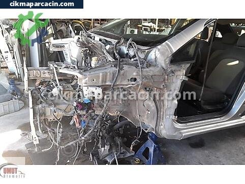 Fiat Linea Sol Konsol çıkma parça