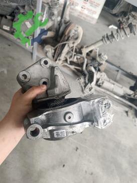 Fiat Linea Motor Takozu çıkma parça