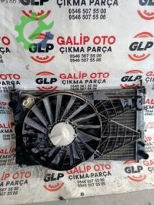 FİAT LİNEA 1.3 E5 RADYATÖR SETİ HATASIZ ORJİNAL ÇIKMA