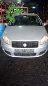 Çıkma Orijinal Ön Far Fiat Linea Dizel