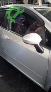 Orijinal Fiat Linea Sağ Ön Kapı Çıkma