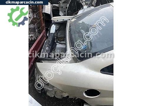 Fiat Linea Sağ Arka Çamurluk çıkma parça