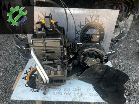 Fiat Linea Kalorifer Kutusu çıkma parça