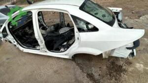 Komple Arka Fiat Linea Çıkma