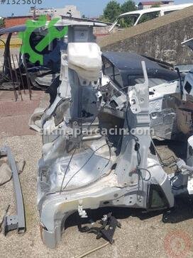 Fiat Linea Komple Ön çıkma parça