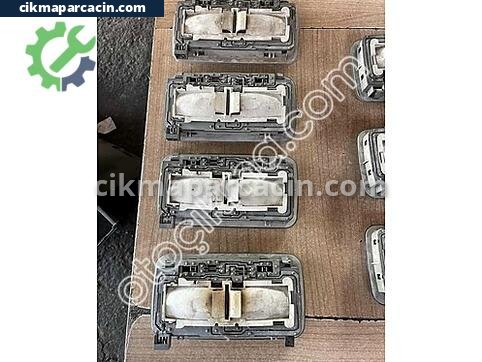 Fiat Linea Tavan Lambası çıkma parça