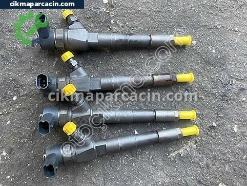 Fiat Linea Enjektör çıkma parça