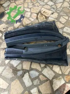 Fiat Linea Ön Cam Izgarası çıkma parça