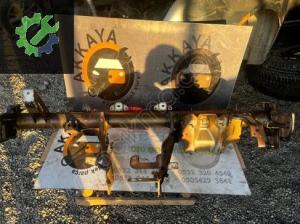 Fiat Linea ön Göğüs Demiri Orjinal Çıkma