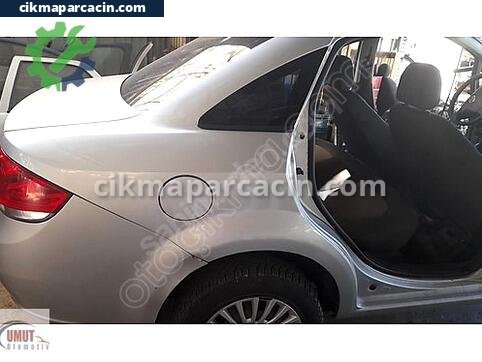 Fiat Linea Sağ Arka Çamurluk çıkma parça