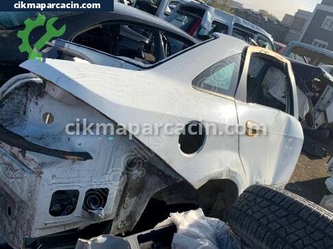 Fiat Linea Sağ Arka Çamurluk çıkma parça