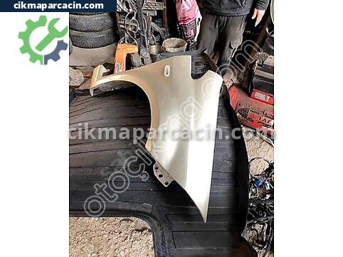 Fiat Linea Sağ Ön Çamurluk çıkma parça