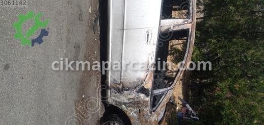 Fiat Linea Sağ Ön Kapı çıkma parça