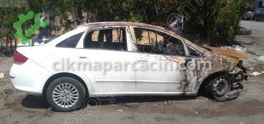 Fiat Linea Sağ Ön Kapı çıkma parça