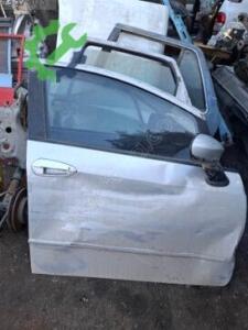 Fiat linea sağ ön kapı