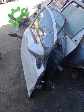 Fiat Linea Sağ Ön Kapı çıkma parça