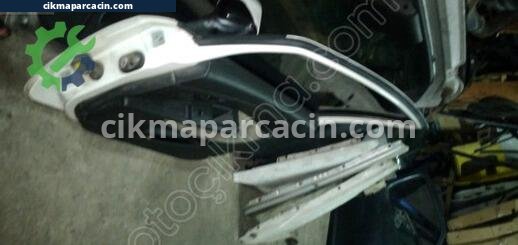 Fiat Linea Sağ Ön Kapı çıkma parça