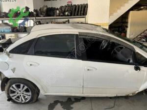 Fiat Linea Sağ Ön Kapı Boş Orjinal Çıkma