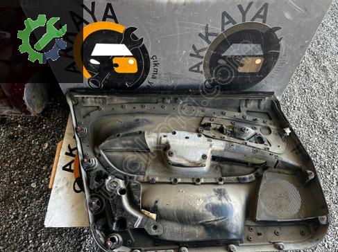 Fiat Linea Kapı Döşemesi çıkma parça