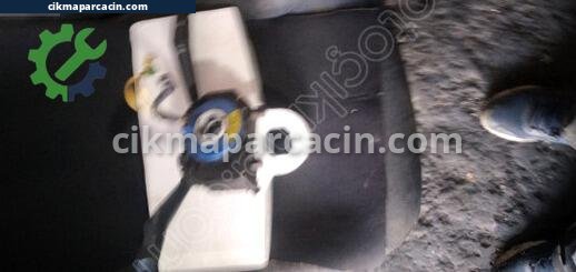 Fiat Linea Sinyal Kolu çıkma parça
