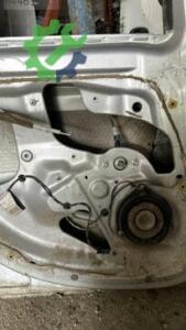Fiat Linea sol arka cam Kirkosu orijinal temiz