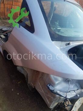 Fiat Linea Sol Arka Çamurluk çıkma parça