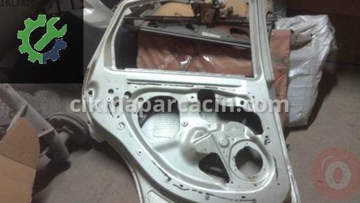 Fiat Linea Sol Arka Kapı çıkma parça