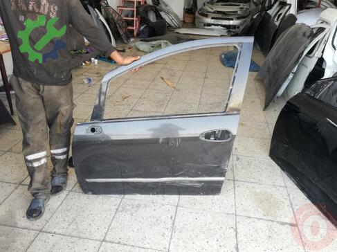 Fiat Linea Sol Ön Kapı çıkma parça
