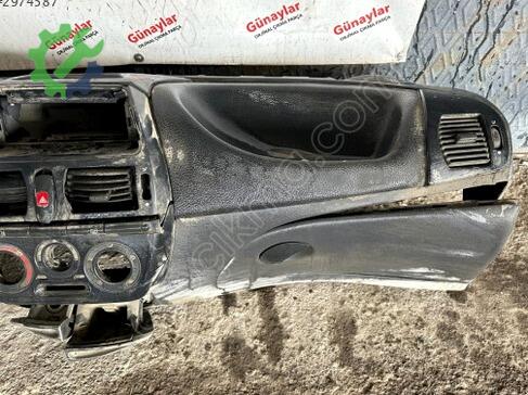 Fiat Marea Göğüs çıkma parça