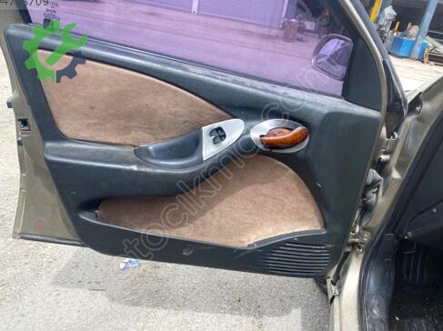 Fiat Marea Kapı Döşemesi çıkma parça