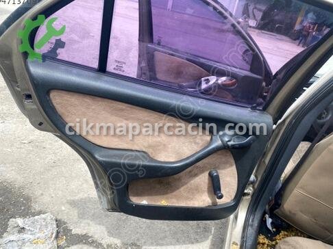 Fiat Marea Kapı Döşemesi çıkma parça
