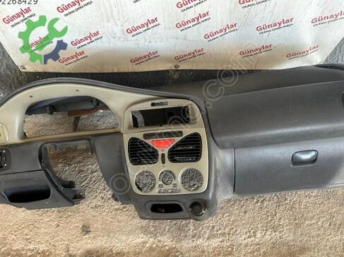 Fiat Palio Göğüs çıkma parça
