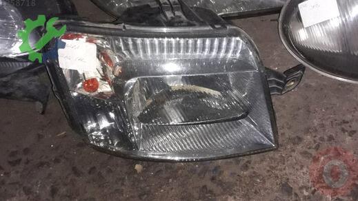 Fiat Panda Sağ Ön Far çıkma parça