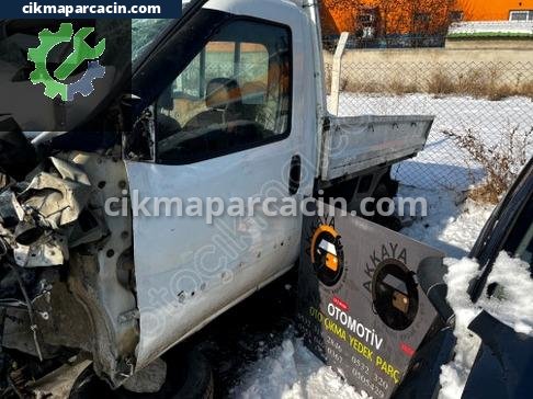 Fiat Pratico Sol Ön Kapı çıkma parça
