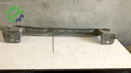Fiat Punto Arka Tampon Demiri çıkma parça