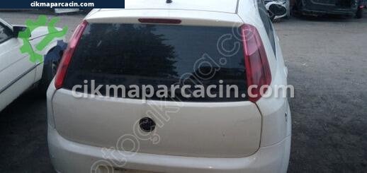 Fiat Punto Bagaj Kapağı çıkma parça