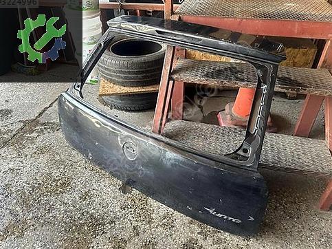 Fiat Punto Bagaj Kapağı çıkma parça