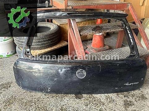 Fiat Punto Bagaj Kapağı çıkma parça
