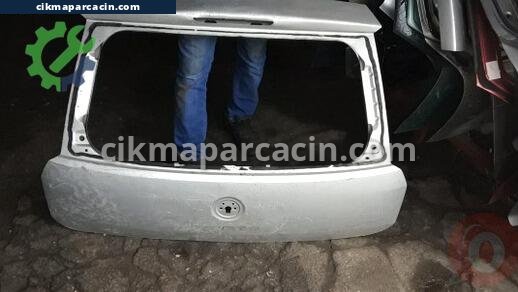 Fiat Punto Bagaj Kapağı çıkma parça