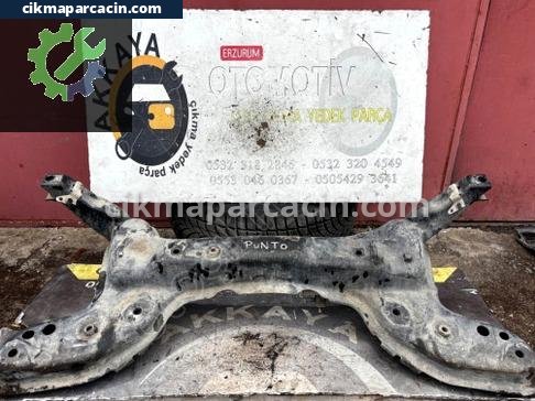 Fiat Punto Ön Travers çıkma parça