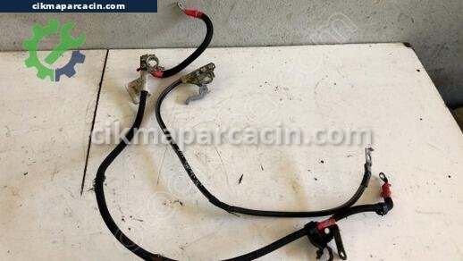 Fiat Punto Akü çıkma parça
