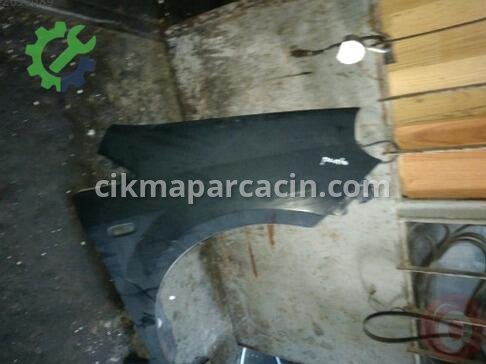 Fiat Punto Sağ Ön Çamurluk çıkma parça