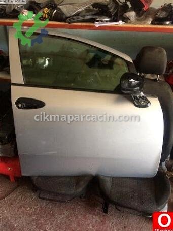 Fiat Punto Sağ Ön Kapı çıkma parça