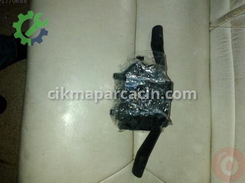 Fiat Punto Sinyal Kolu çıkma parça