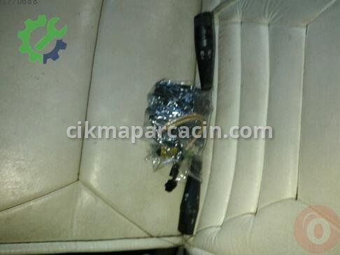Fiat Punto Sinyal Kolu çıkma parça