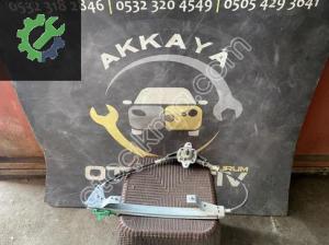 Fiat Punto Sol Arka Cam Krikosu Orijinal Çıkma