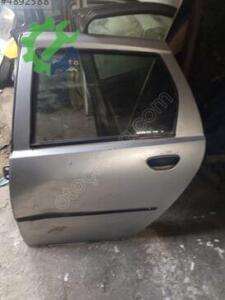 Fiat Punto Sol Arka Kapı Çıkma
