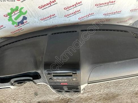 Fiat Siena Göğüs çıkma parça