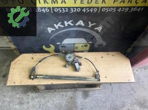 Fiat Siena Sağ ön Cam Krikosu Çıkma Orjinal